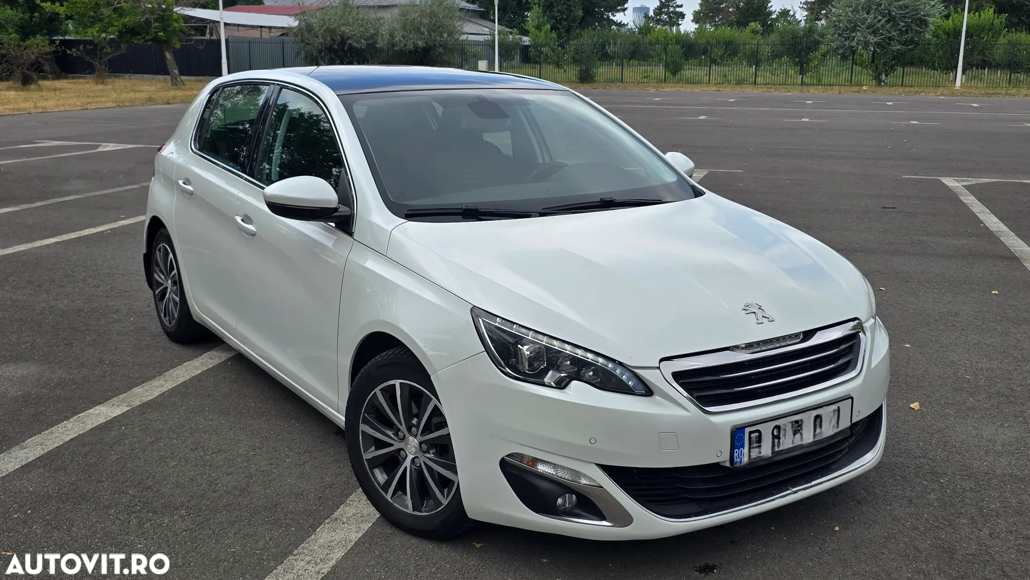 Peugeot 308 1.6 e-HDI FAP STT Allure - 7
