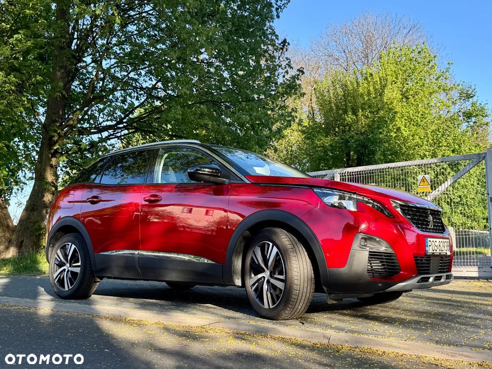 Peugeot 3008 1.2 PureTech Allure S&S EAT8 - 17
