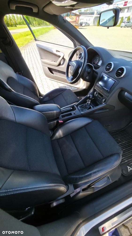 Audi A3 ver-1-8-tfsi-sportback-s-line-sportpaket-plus - 6