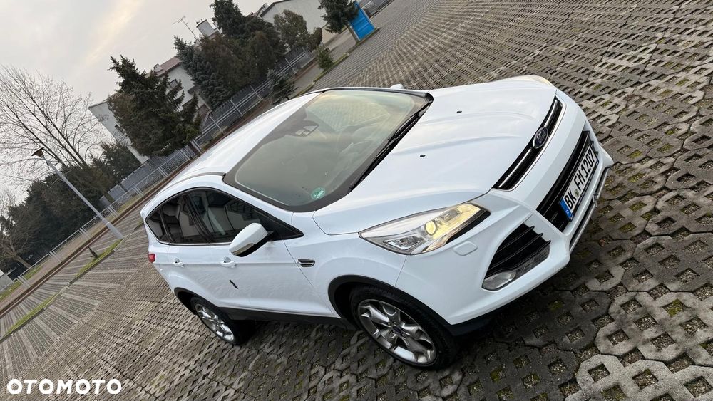 Ford Kuga 2.0 TDCi 4x4 Titanium - 36