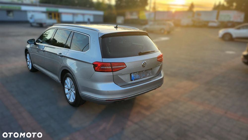 Volkswagen Passat - 5