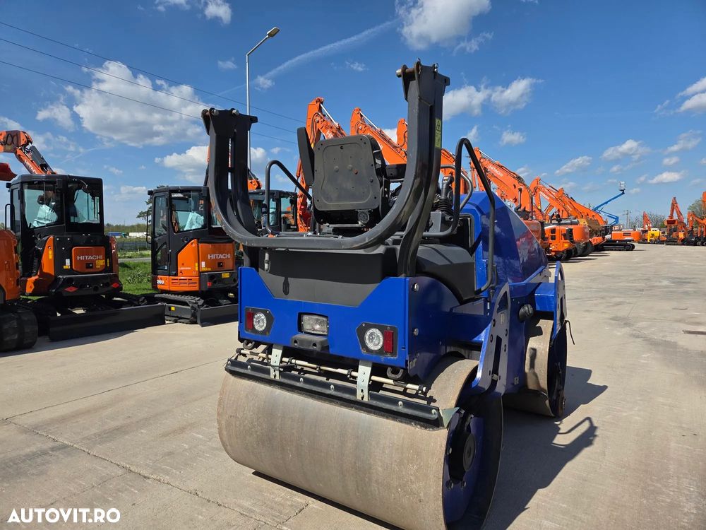Ammann ARX45, 4,6tone, 2019, 1.444h, latime tambur 1,4m, motor Kubota 75CP, sistem stropire, sistem taiere asfalt, 2 joystickuri-FULL OPTION-posibilitate leasing 3 ani, rulat in Germania-STARE FOARTE BUNA-PROMOTIE 29.900 EUR+Tva - 4