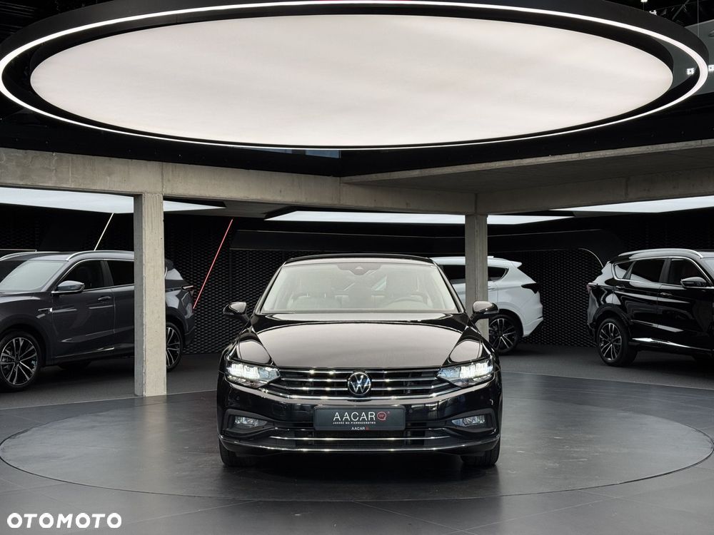 Volkswagen Passat 2.0 TSI Elegance DSG - 9