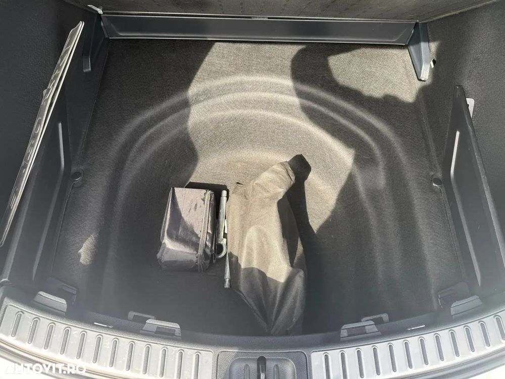 Toyota Corolla 1.8 HSD Exclusive - 19