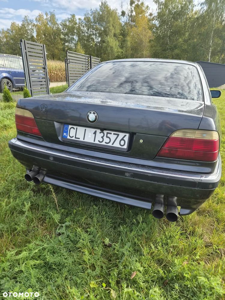 BMW Seria 7 - 6