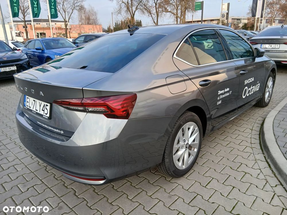 Skoda Octavia - 8