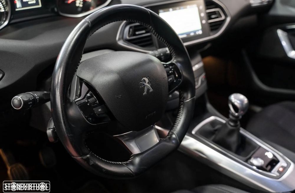 Peugeot 308 SW 1.5 BlueHDi Allure Pack - 21