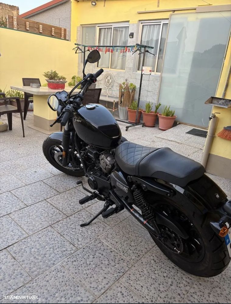 Hyosung Aquila - 3