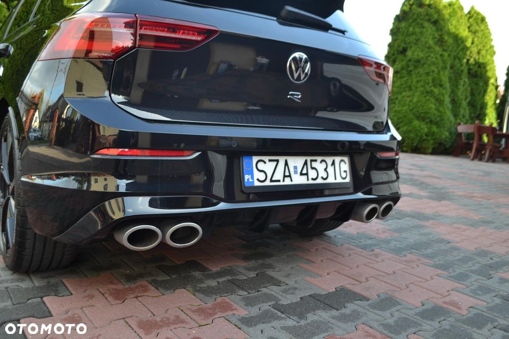 Volkswagen Golf - 17