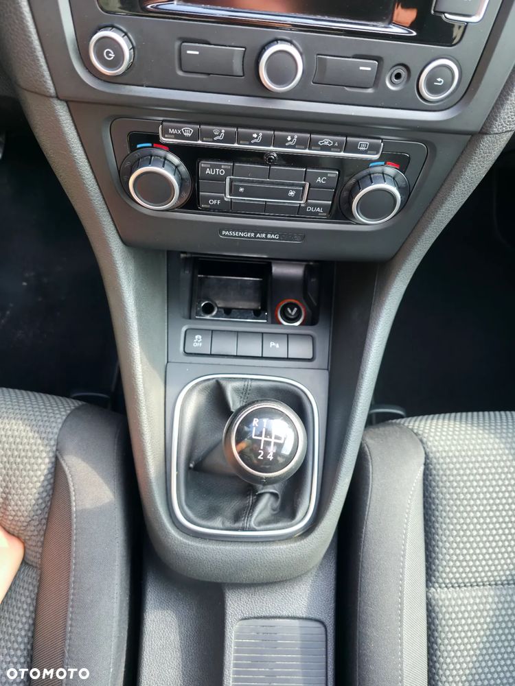 Volkswagen Golf VI 1.6 TDI Comfortline - 21