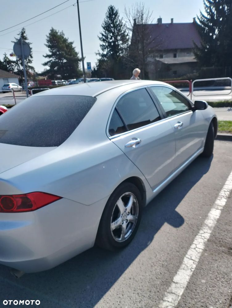 Honda Accord 2.0 i Comfort - 8