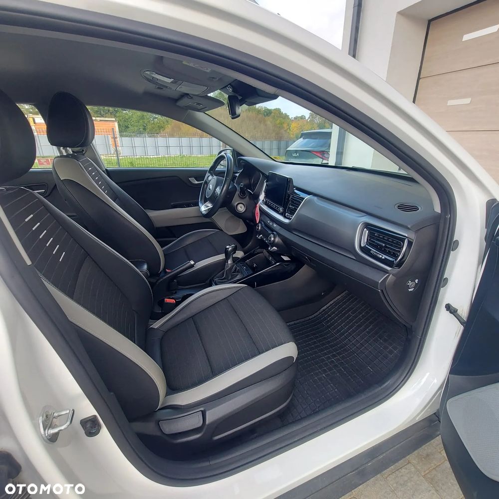 Kia Stonic - 7