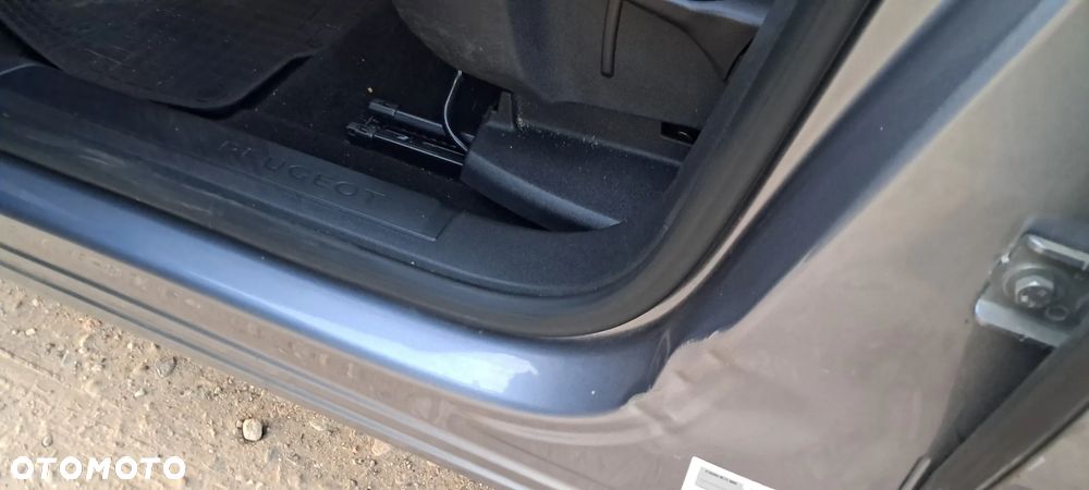 Peugeot 3008 BlueHDi 130 Stop & Start Active - 14