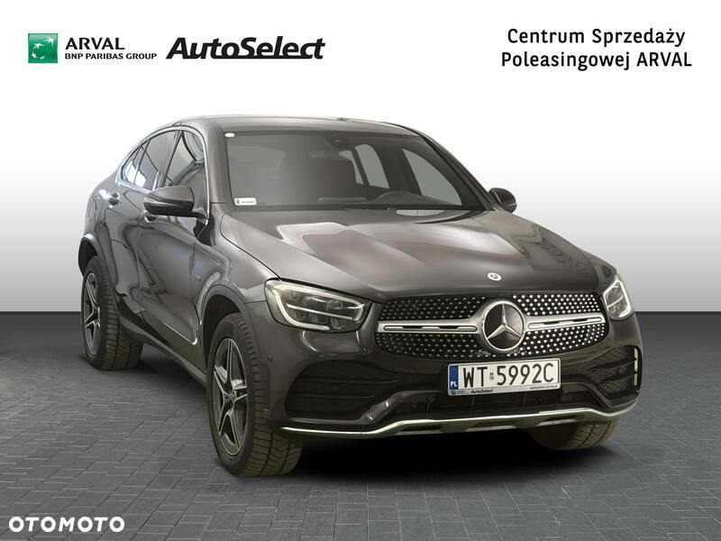 Mercedes-Benz GLC 300 e 4-Matic - 9