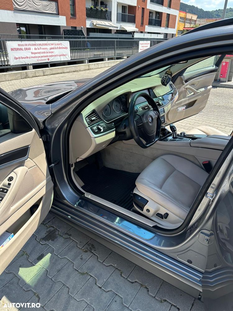BMW Seria 5 525d xDrive - 6