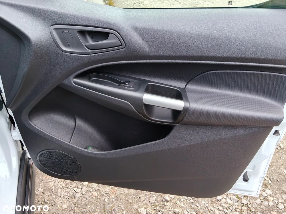 Ford Tourneo Connect - 23