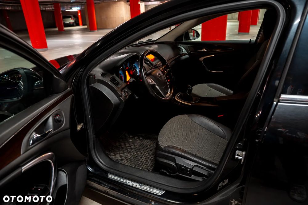 Opel Insignia - 24