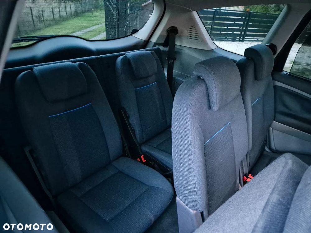 Ford S-Max 2.0 TDCi DPF Titanium - 13