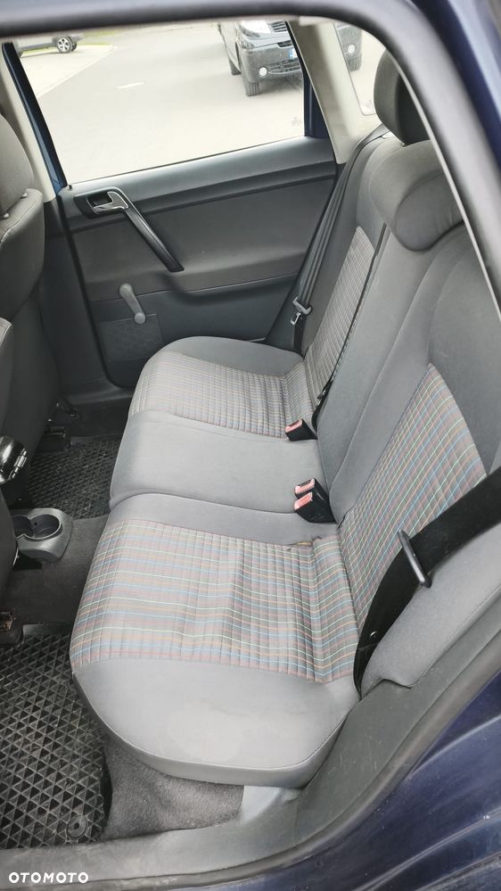 Volkswagen Polo 1.4 TDI Comfortline - 10