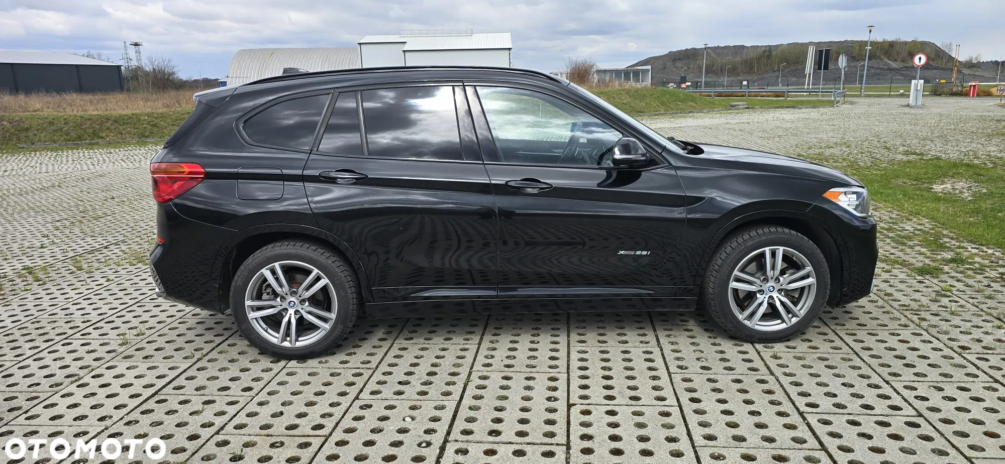 BMW X1 xDrive28i - 11