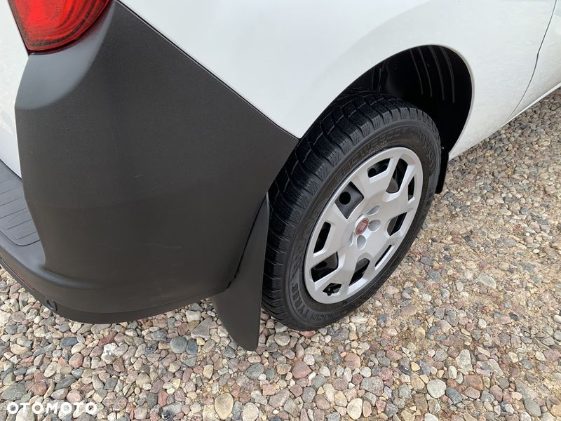 Fiat DOBLO PROFESSIONAL L2H1 Long MAXI VAN WZMOCNIONY Ładowność 961kg, Homologacja cięż. VAT-1, HAK wpinany 1300kg, Alarm, Czujniki parkowania, Halogeny, Podgrzewane fotele, Koła 16' MOCNY SILNIK 1.6 MultiJet, 105KM Emisja spalin Euro-6, Skrzynia biegów 6cio stopniowa! Zabudowa paki, F-VAT23% - 40