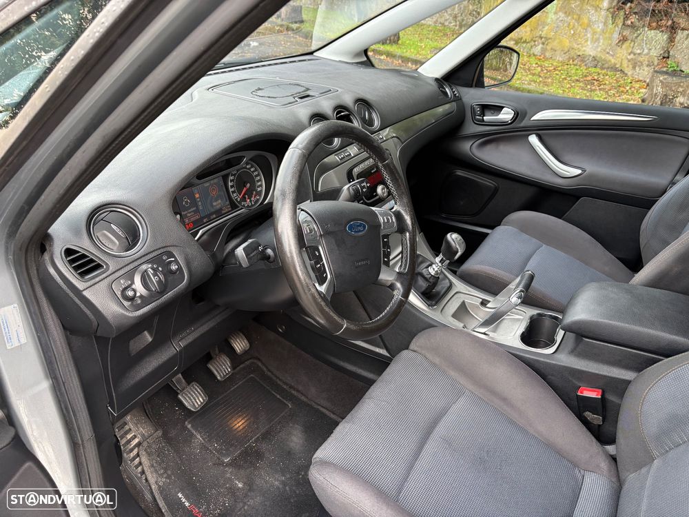 Ford S-Max 1.8 TDCi Titanium 7L - 8