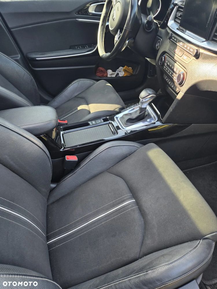Kia ProCeed 1.4 T-GDI GT Line DCT - 11