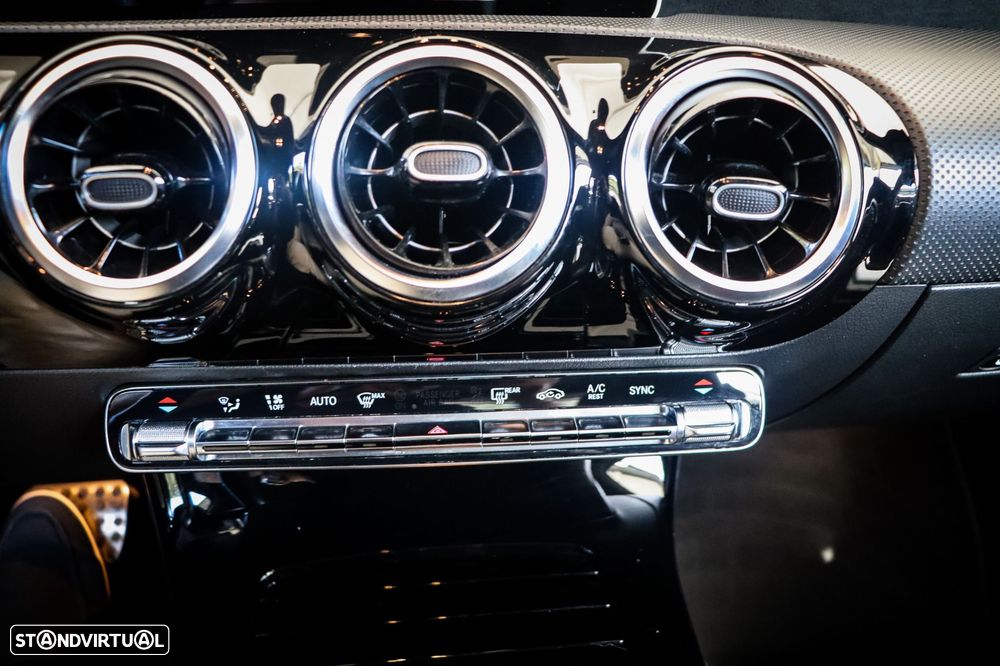 Mercedes-Benz A 180 d AMG Line Aut. - 23