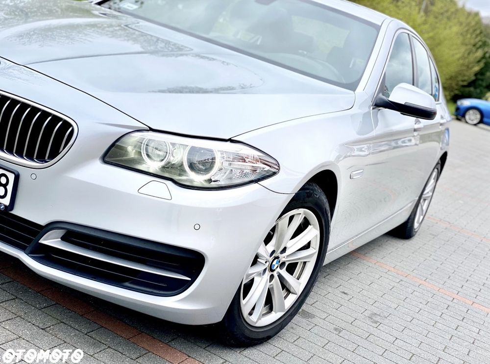 BMW Seria 5 520d xDrive - 1