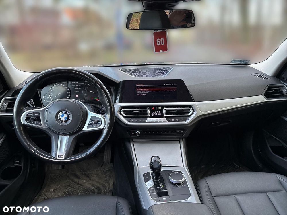 BMW Seria 3 320d Advantage - 11