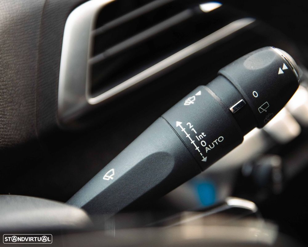 Peugeot 3008 1.5 BlueHDi Allure Pack - 27