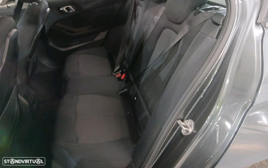 BMW 116 d Auto - 8
