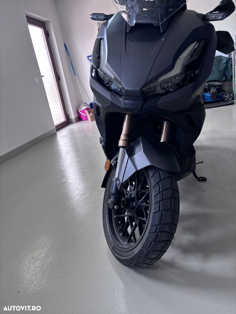 Honda ADV 350 - 2