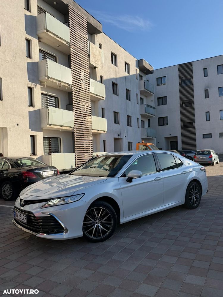 Toyota Camry 2.5 Exclusive - 3