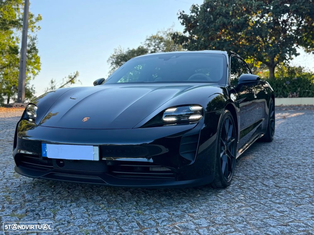 Porsche Taycan Sport Turismo GTS - 14