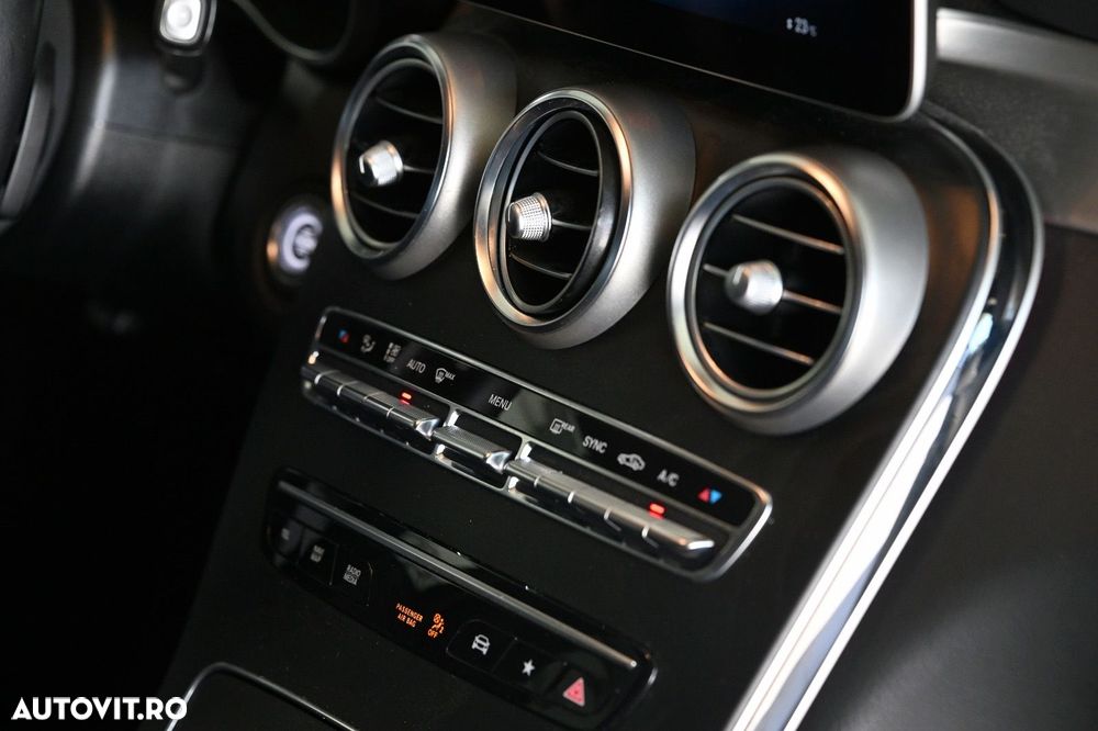 Mercedes-Benz GLC Coupe 300 4Matic 9G-TRONIC Exclusive - 14