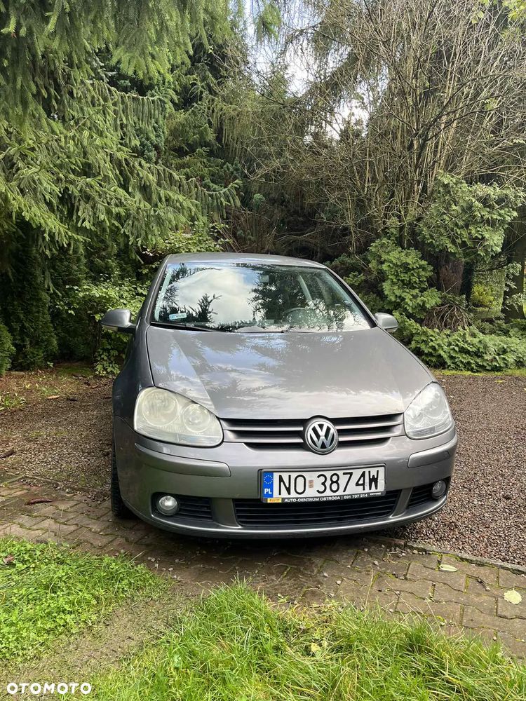 Volkswagen Golf - 5