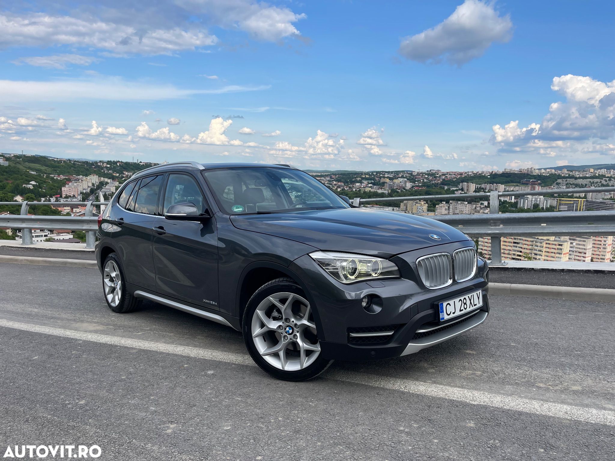BMW X1 xDrive20d Aut. Sport Line - 1