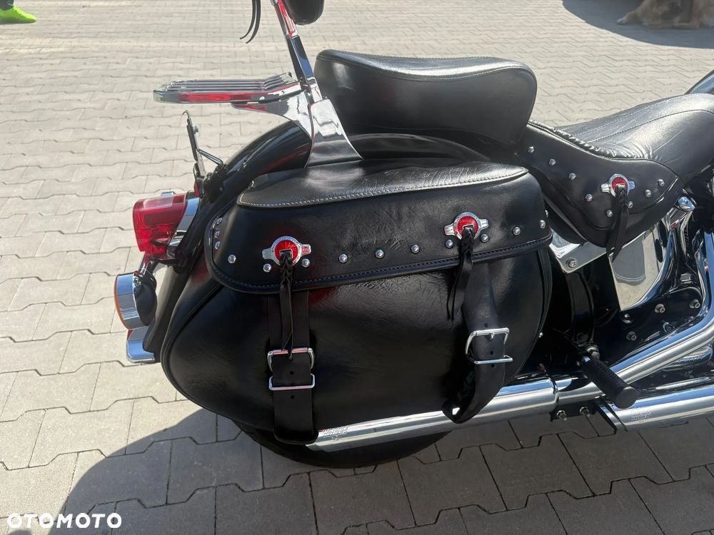 Harley-Davidson Softail Heritage Classic - 14