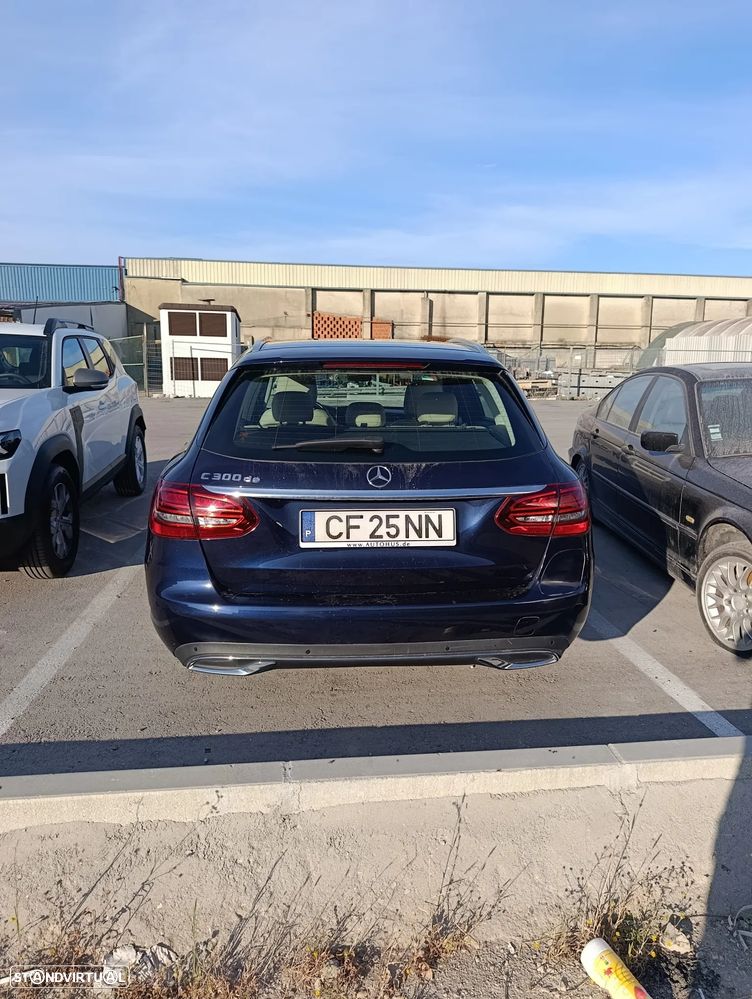 Mercedes-Benz C 300 h Avantgarde - 23