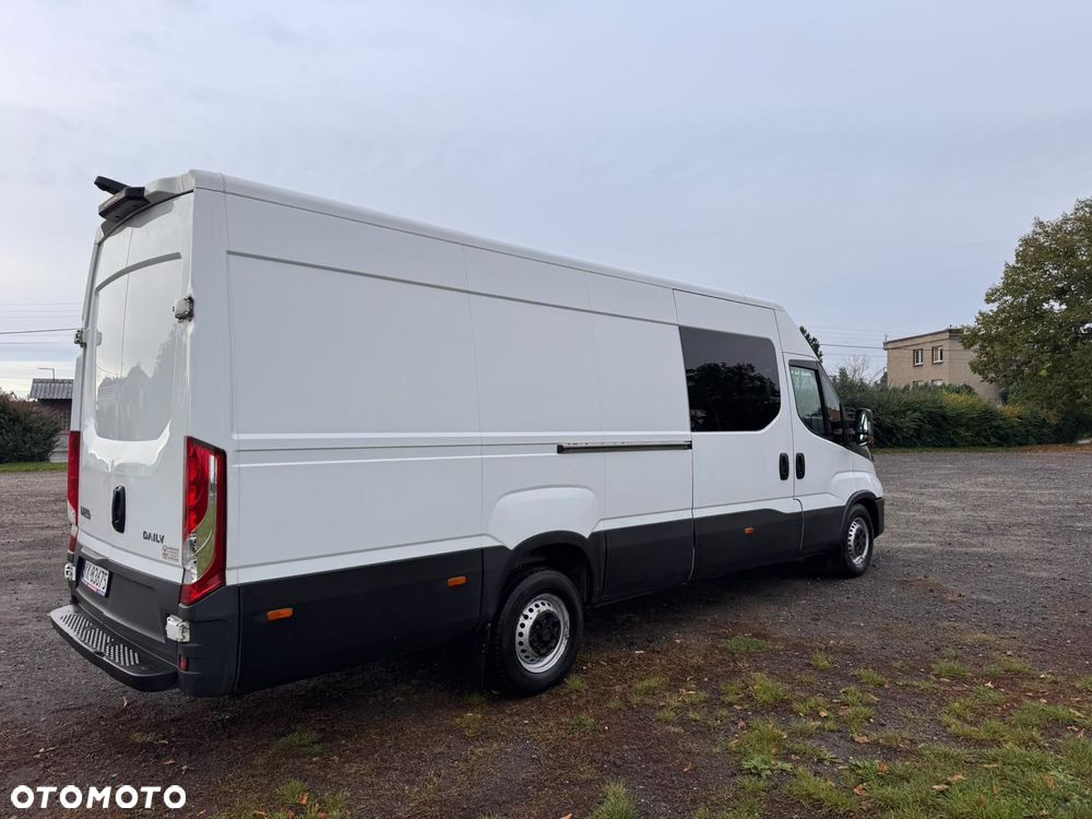 Iveco Daily 2021 photo 3