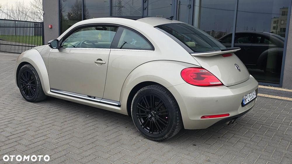 Volkswagen Beetle 1.4 TSI BMT Design DSG - 4