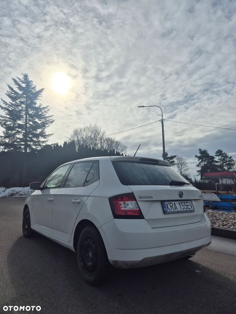 Skoda Fabia 1.0 Active - 4