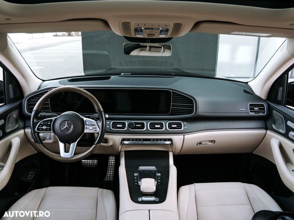 Mercedes-Benz GLS - 9