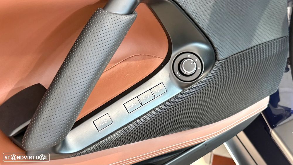 Ferrari 812 Superfast 6.5 V12 - 48