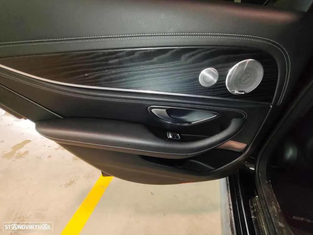 Mercedes-Benz E 300 de AMG Line - 15