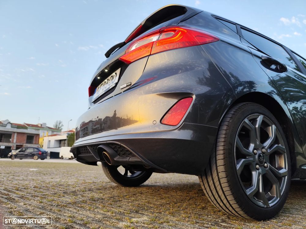 Ford Fiesta 1.0 EcoBoost MHEV ST-Line - 17