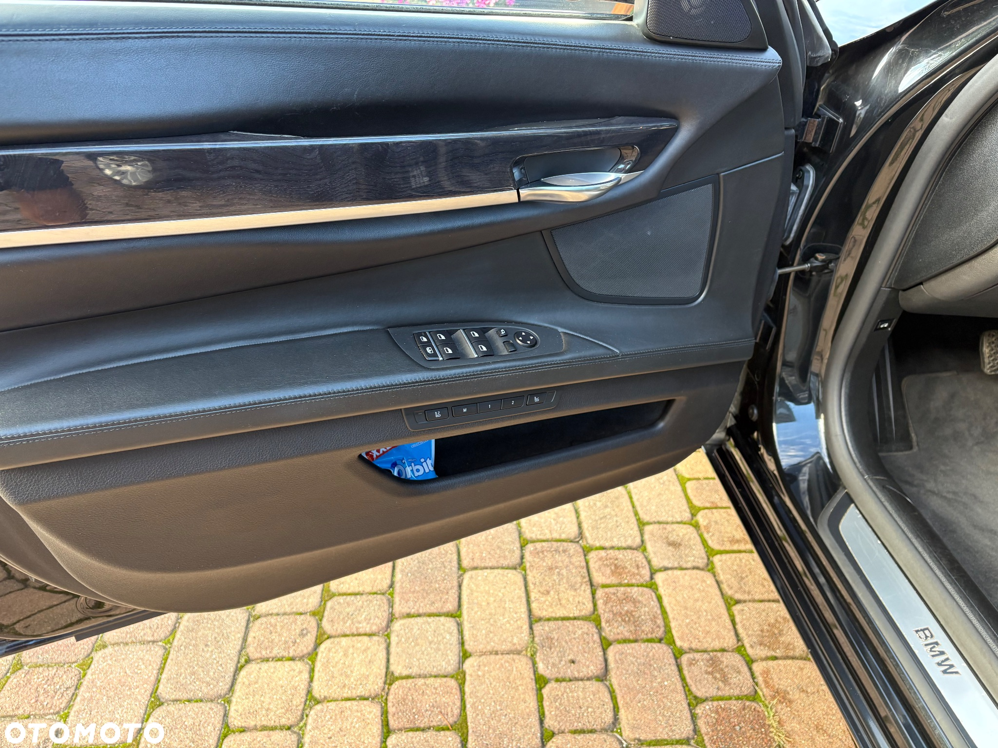 BMW Seria 7 750i L xDrive - 11