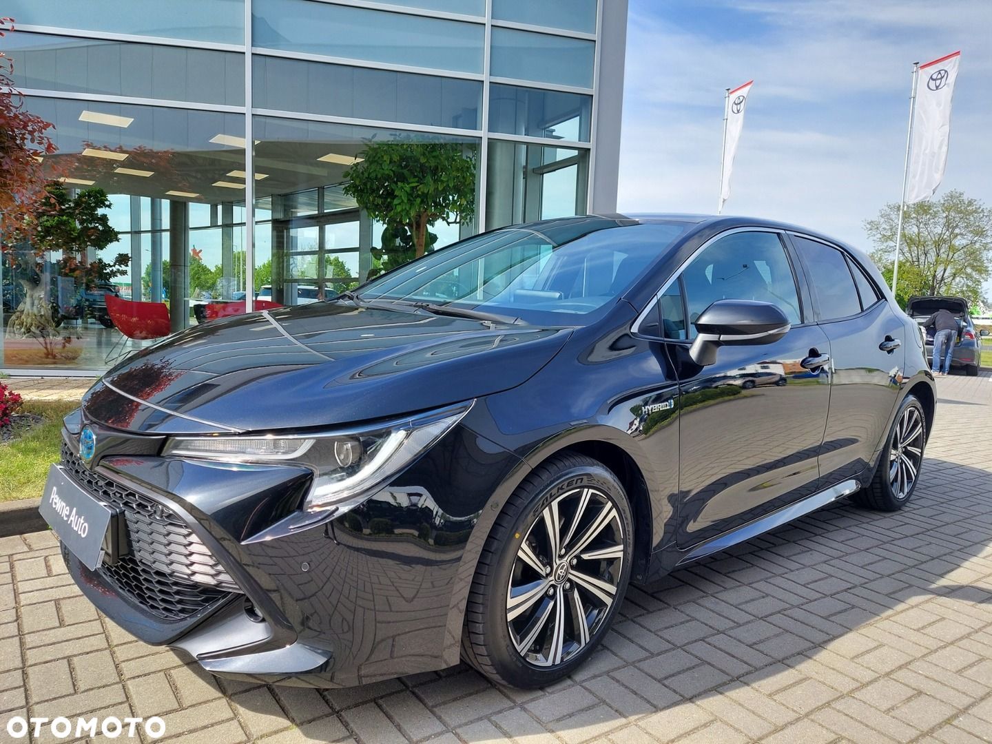 Toyota Corolla 1.8 Hybrid Comfort - 1