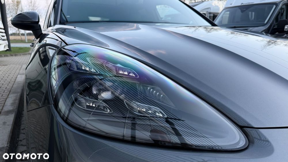 Porsche Cayenne Platinum Edition - 12